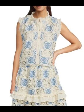 J.Marie Eyelet Lace Shell Top in Blue and Cream
